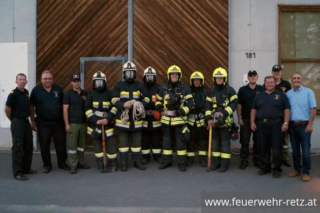 Foto 5, 31.08.2017, NASÜ - Normierte Atemschutzübung im Feuerwehrabschnitt Retz - 2 Trupps waren im Einsatz Foto 5, 31.08.2017, NASÜ - Normierte Atemschutzübung im Feuerwehrabschnitt Retz - 2 Trupps waren im Einsatz