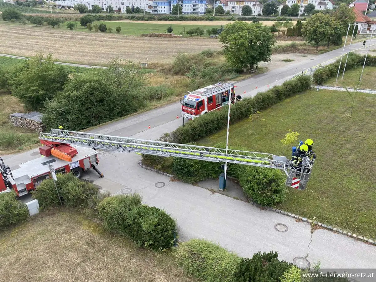Foto 8, 07.08.2023, Branddienst-Übung - Wohnungsbrand Foto 8, 07.08.2023, Branddienst-Übung - Wohnungsbrand