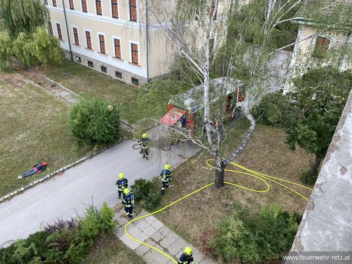 Foto 9, 07.08.2023, Branddienst-Übung - Wohnungsbrand Foto 9, 07.08.2023, Branddienst-Übung - Wohnungsbrand