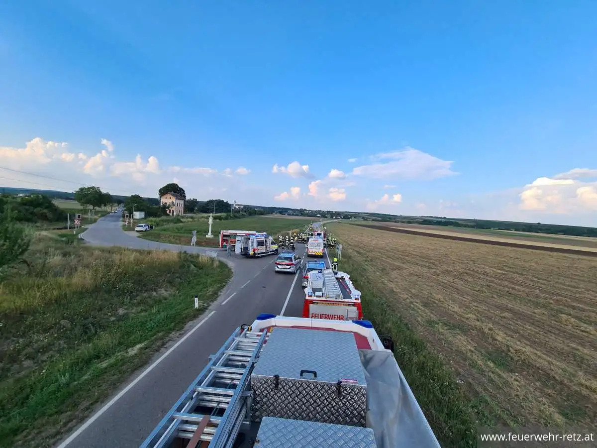 Foto 1, 21.08.2023, Technischer Einsatz - Verkehrsunfall mit Menschenrettung