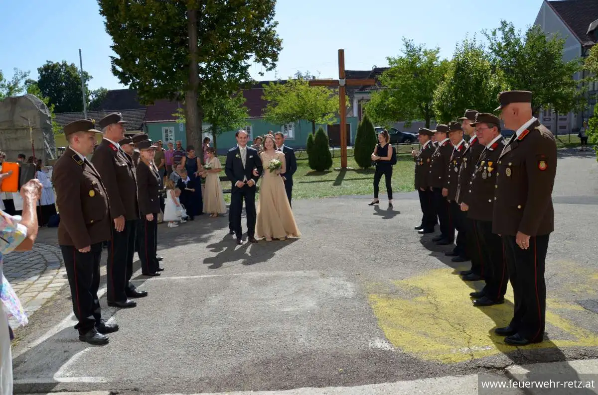 Foto 1, 12.09.2023, Feuerwehrhochzeit - Löschmeister Klaus Wiklicky hat geheiratet Foto 1, 12.09.2023, Feuerwehrhochzeit - Löschmeister Klaus Wiklicky hat geheiratet