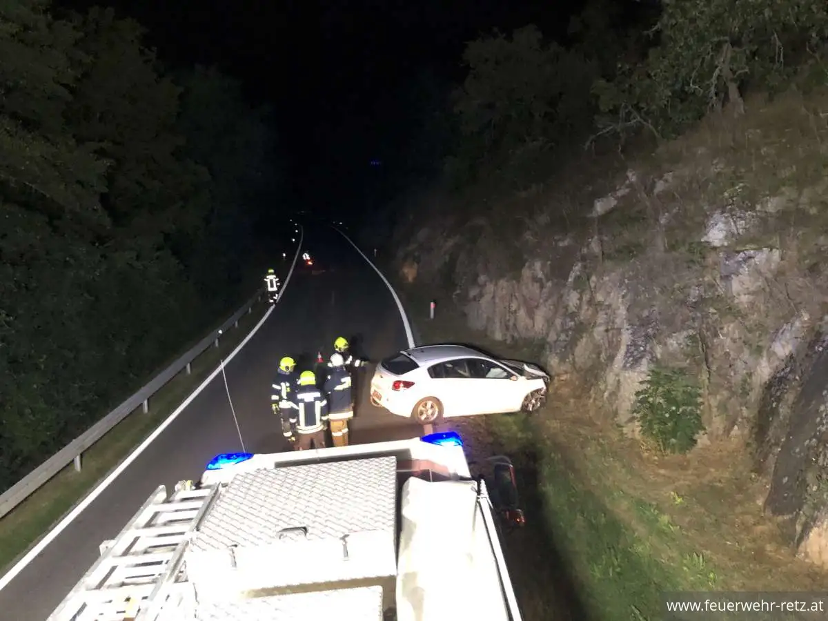 Foto 8, 26.09.2023, Einsatzreiches Wochenende - Weinlesefest und 2 Verkehrsunfälle Foto 8, 26.09.2023, Einsatzreiches Wochenende - Weinlesefest und 2 Verkehrsunfälle