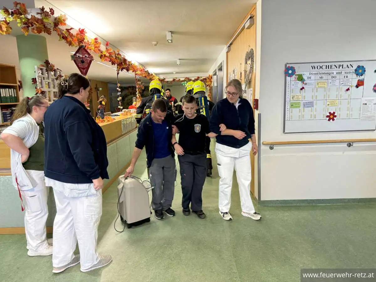 Foto 11, 19.11.2023, Branddienstübung im Pflegezentrum Retz