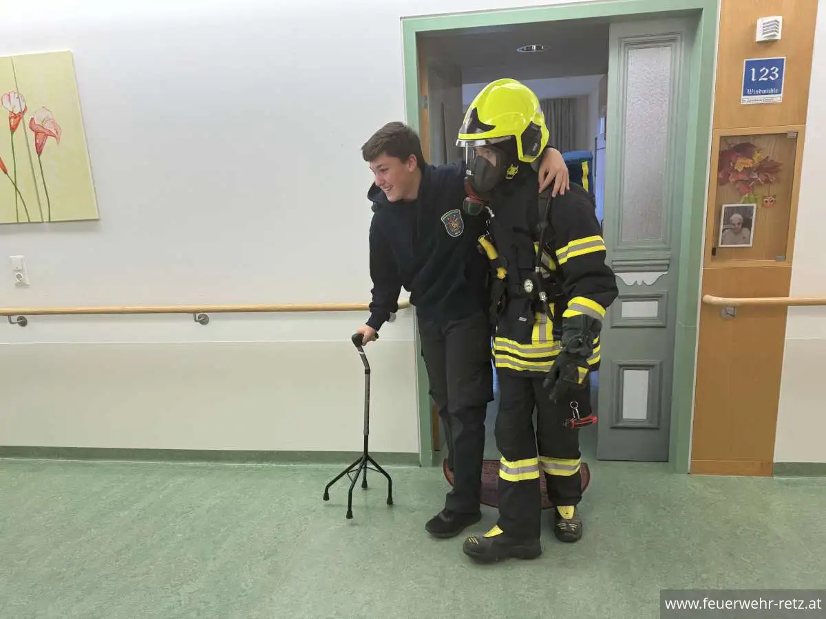 Foto 13, 19.11.2023, Branddienstübung im Pflegezentrum Retz