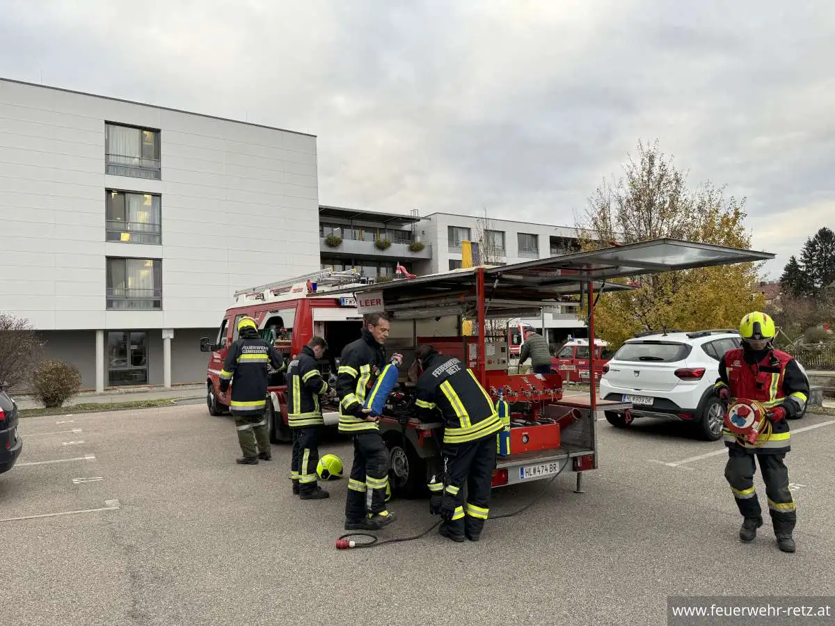 Foto 24, 19.11.2023, Branddienstübung im Pflegezentrum Retz