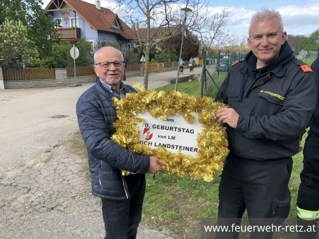 Foto 7, 02.05.2023, Maibaum aufstellen 2023