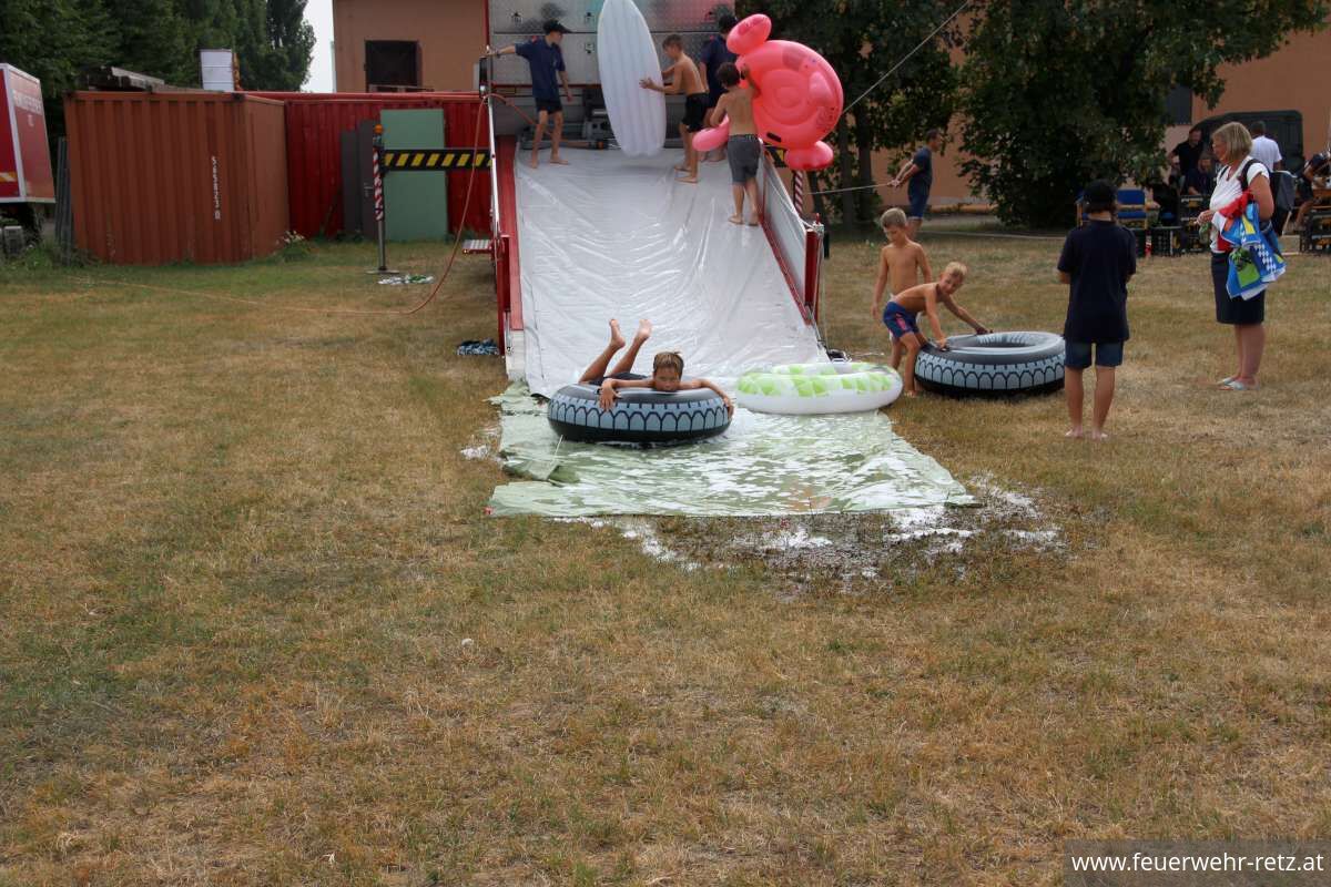 Foto 1, 06.08.2024, Blaulicht Nachmittag - Ferienspiel 2024 im FF-Haus Retz