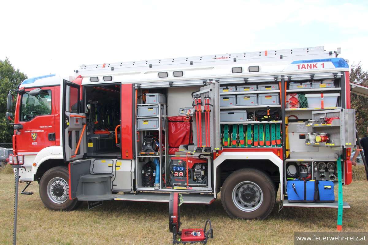 Foto 2, 06.08.2024, Blaulicht Nachmittag - Ferienspiel 2024 im FF-Haus Retz