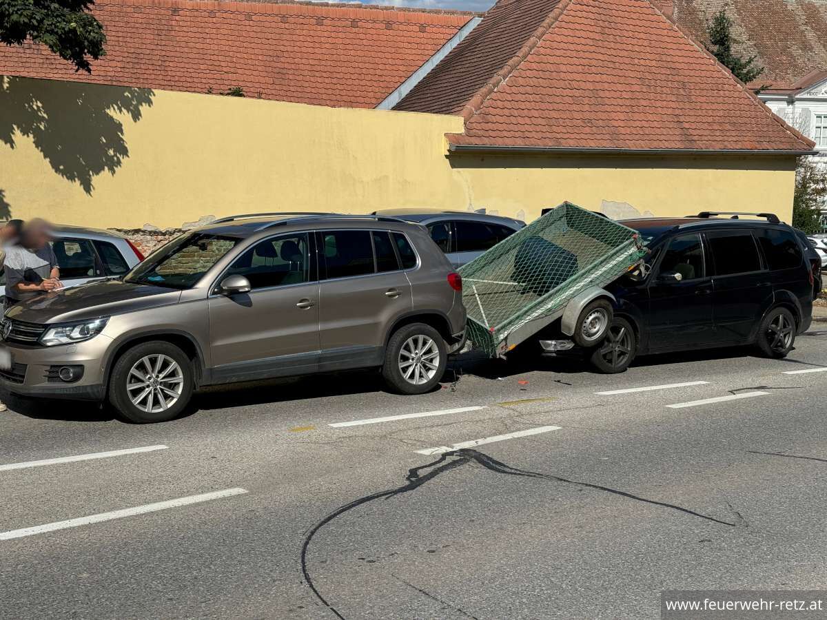 Foto 2, 11.08.2024, Technischer Einsatz - Verkehrsunfall Foto 2, 11.08.2024, Technischer Einsatz - Verkehrsunfall