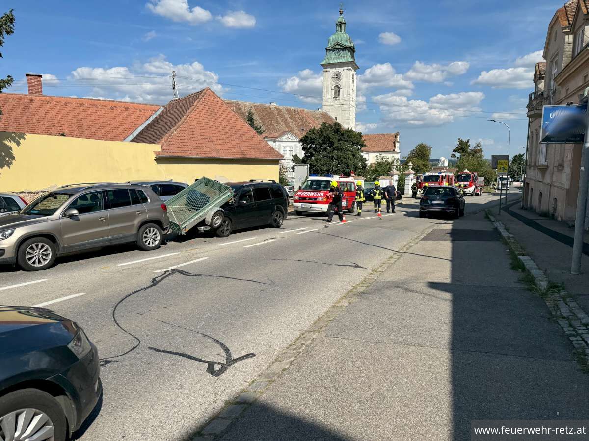 Foto 3, 11.08.2024, Technischer Einsatz - Verkehrsunfall Foto 3, 11.08.2024, Technischer Einsatz - Verkehrsunfall