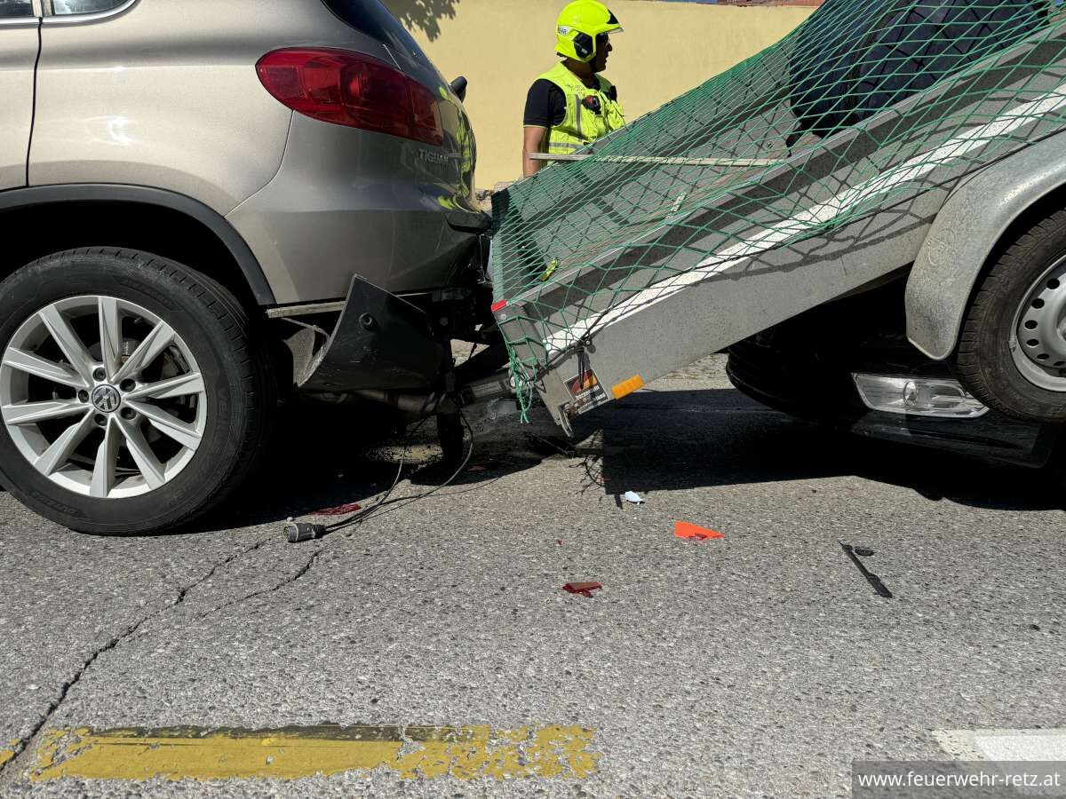 Foto 4, 11.08.2024, Technischer Einsatz - Verkehrsunfall Foto 4, 11.08.2024, Technischer Einsatz - Verkehrsunfall