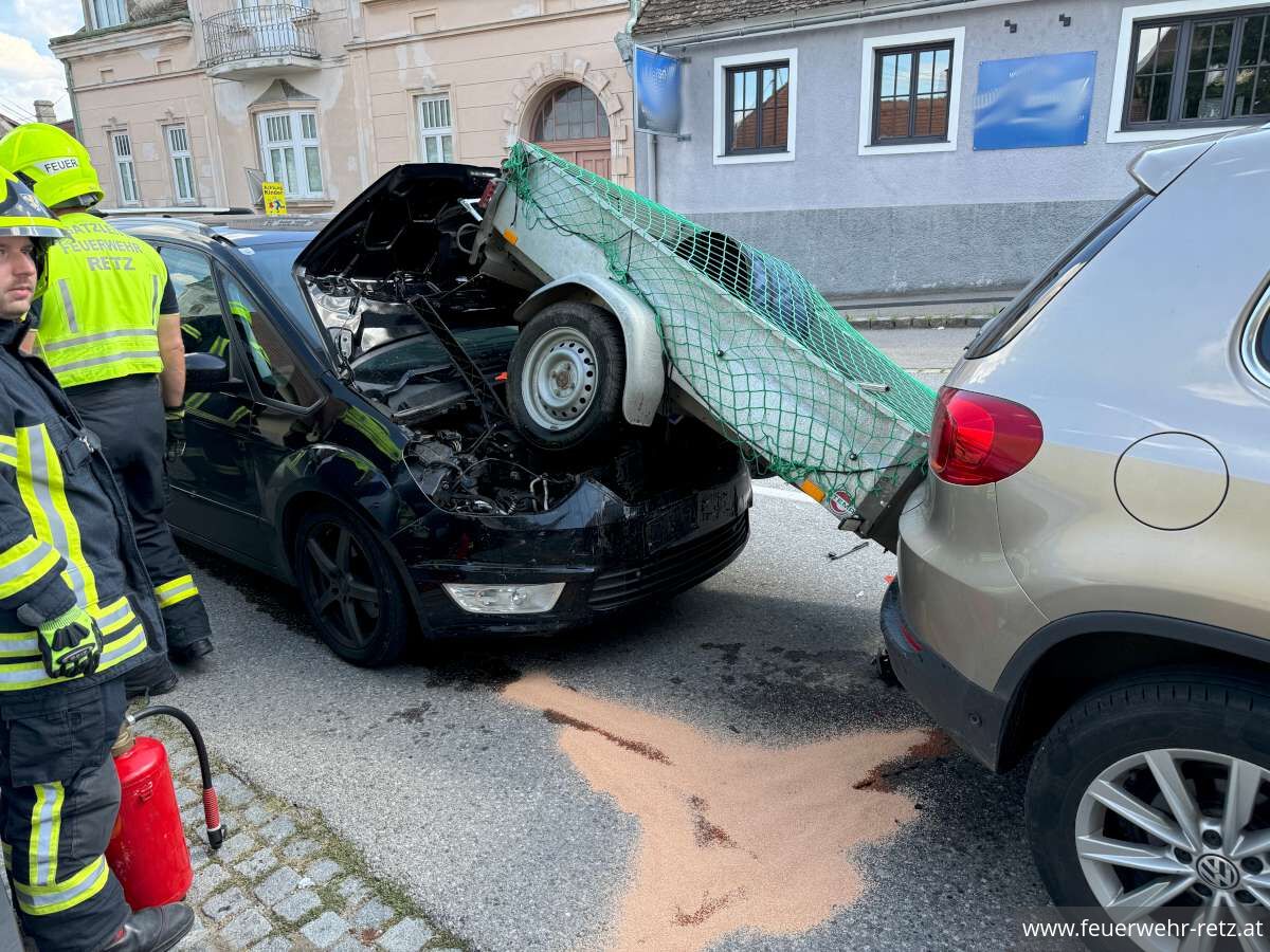 Foto 5, 11.08.2024, Technischer Einsatz - Verkehrsunfall Foto 5, 11.08.2024, Technischer Einsatz - Verkehrsunfall