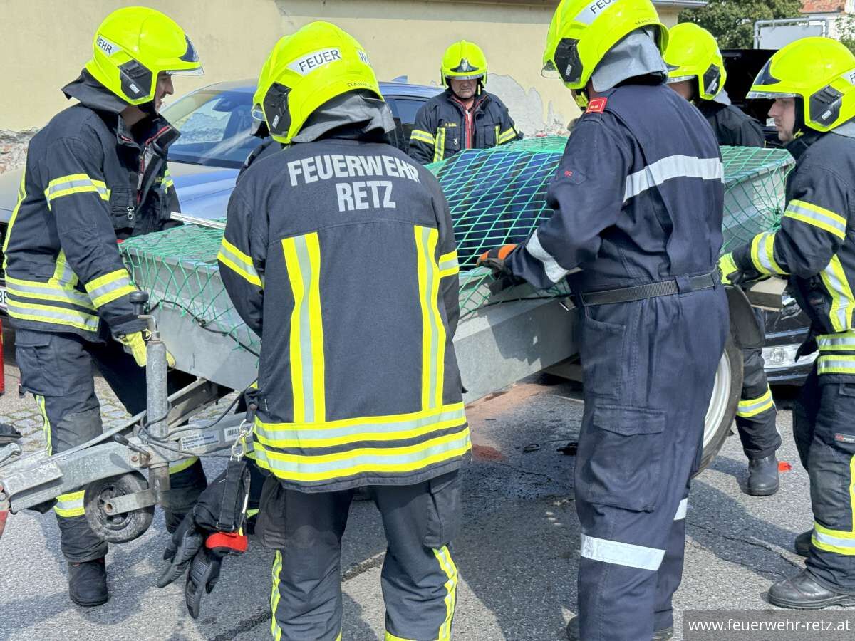 Foto 6, 11.08.2024, Technischer Einsatz - Verkehrsunfall Foto 6, 11.08.2024, Technischer Einsatz - Verkehrsunfall
