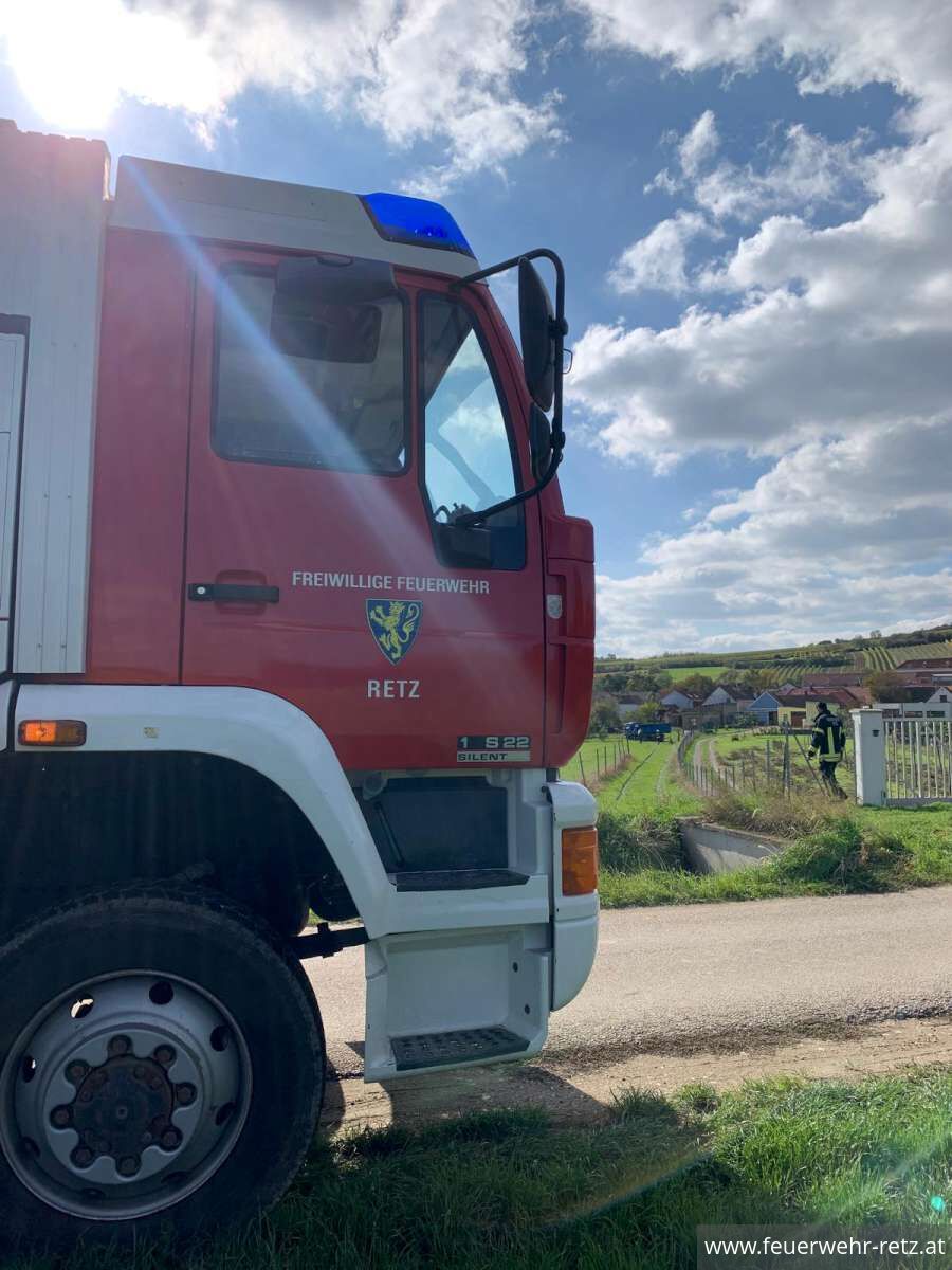 Foto 1, 15.10.2024, Technischer Einsatz - Bergung - LKW