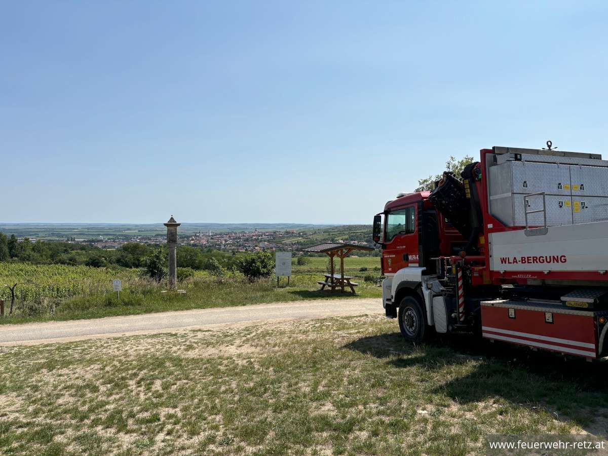 Foto 4, 16.06.2025, PKW auf Abwegen, vom Navigationssystem geleitet