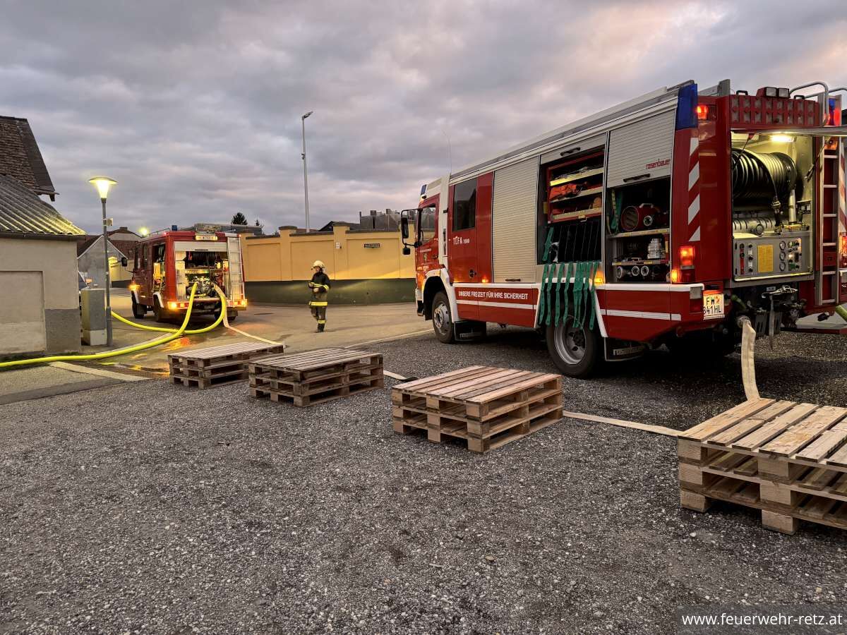 Foto 16, 13.10.2025, Unterabschnittsübung des UA Retz in Kleinriedenthal Foto 16, 13.10.2025, Unterabschnittsübung des UA Retz in Kleinriedenthal