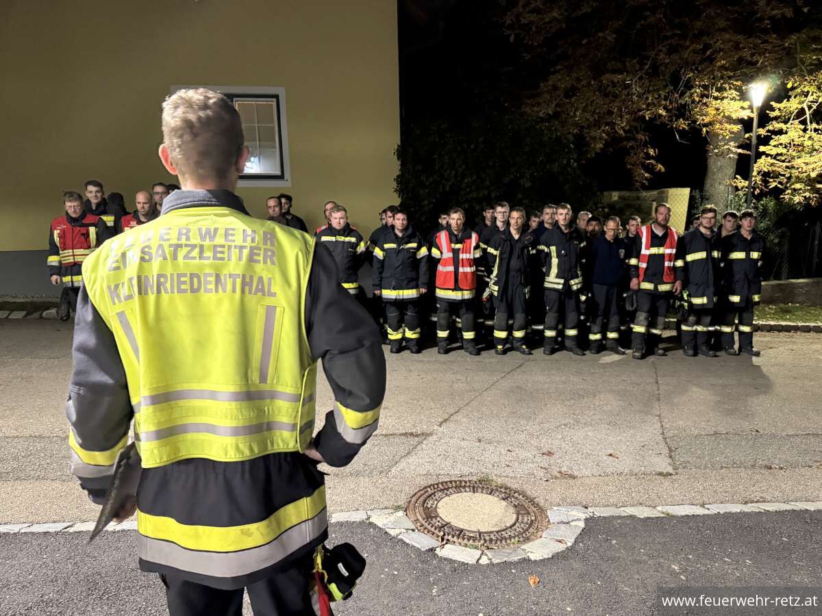 Foto 32, 13.10.2025, Unterabschnittsübung des UA Retz in Kleinriedenthal Foto 32, 13.10.2025, Unterabschnittsübung des UA Retz in Kleinriedenthal