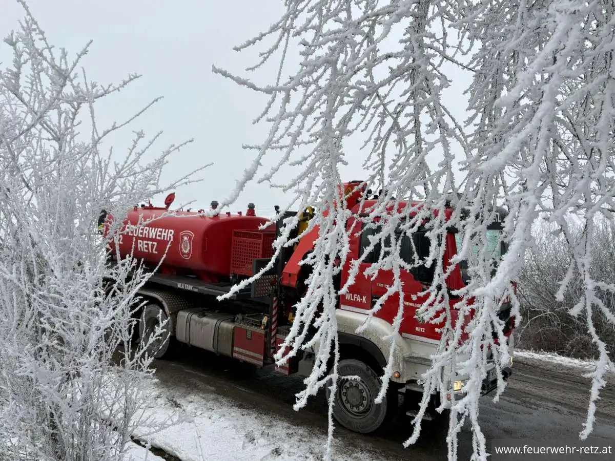 Foto 1, 26.01.2026, Trinkwasserversorgung nach Fäkalien Unfall in CZ - Zwischenbericht Foto 1, 26.01.2026, Trinkwasserversorgung nach Fäkalien Unfall in CZ - Zwischenbericht