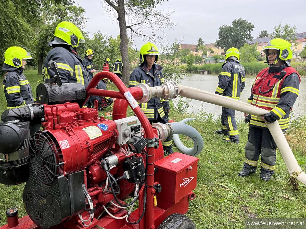 Foto 4, 11.06.2026, Gemeinsam für den Ernstfall gerüstet: Übung der FF Retz und FF Unternalb Foto 4, 11.06.2026, Gemeinsam für den Ernstfall gerüstet: Übung der FF Retz und FF Unternalb