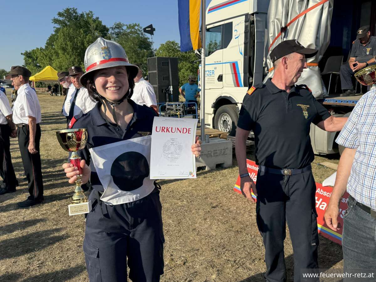 Foto 8, 03.07.2026, Erfolgreiche Teilnahme der FF Retz bei den Bezirksfeuerwehrleistungsbewerben in Unterretzbach Foto 8, 03.07.2026, Erfolgreiche Teilnahme der FF Retz bei den Bezirksfeuerwehrleistungsbewerben in Unterretzbach