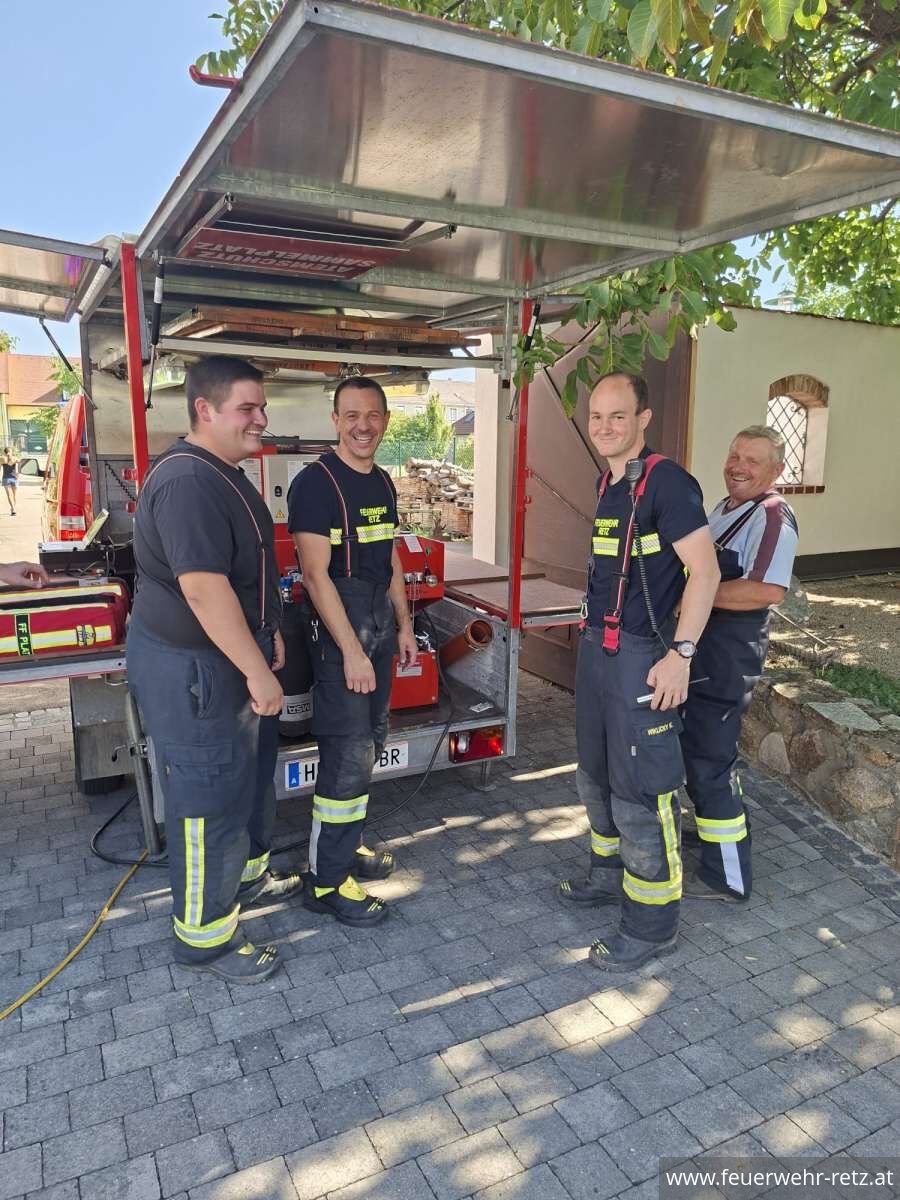 Foto 8, 10.08.2026, Brandeinsatz - Gebäudebrand in Zellerndorf Foto 8, 10.08.2026, Brandeinsatz - Gebäudebrand in Zellerndorf