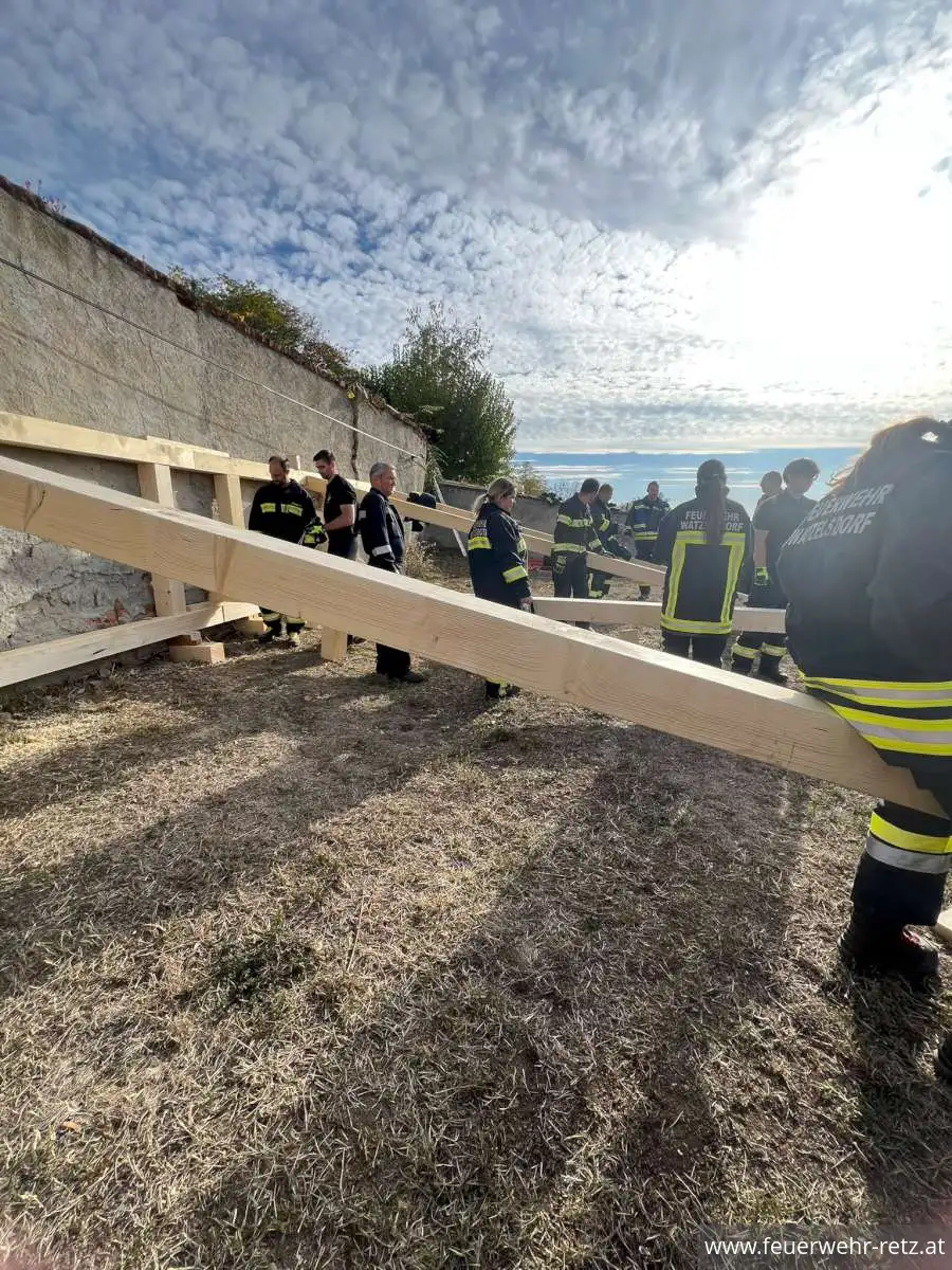 Foto 4, 19.10.2026, KHD-Zugsübung in Pulkau Foto 4, 19.10.2026, KHD-Zugsübung in Pulkau