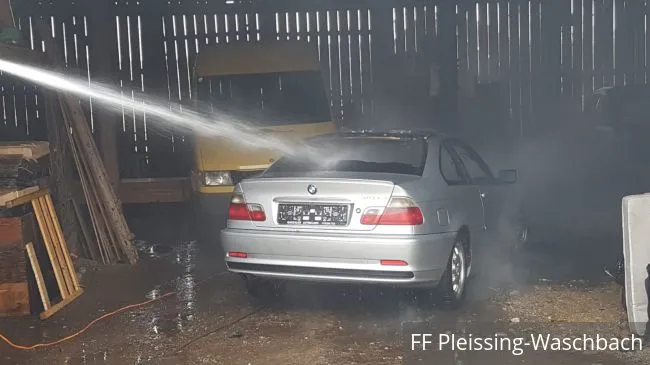Foto 4, 30.10.2018, Brandeinsatz - Scheunenbrand in Pleissing-Waschbach