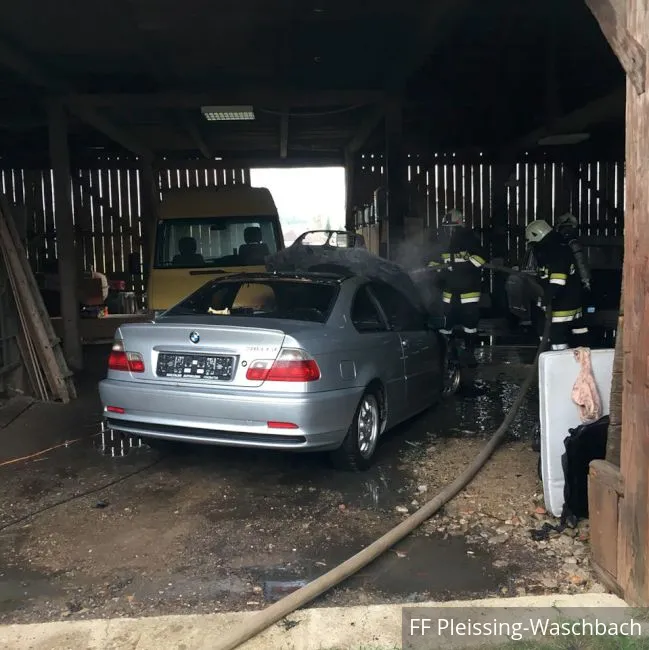 Foto 9, 30.10.2018, Brandeinsatz - Scheunenbrand in Pleissing-Waschbach