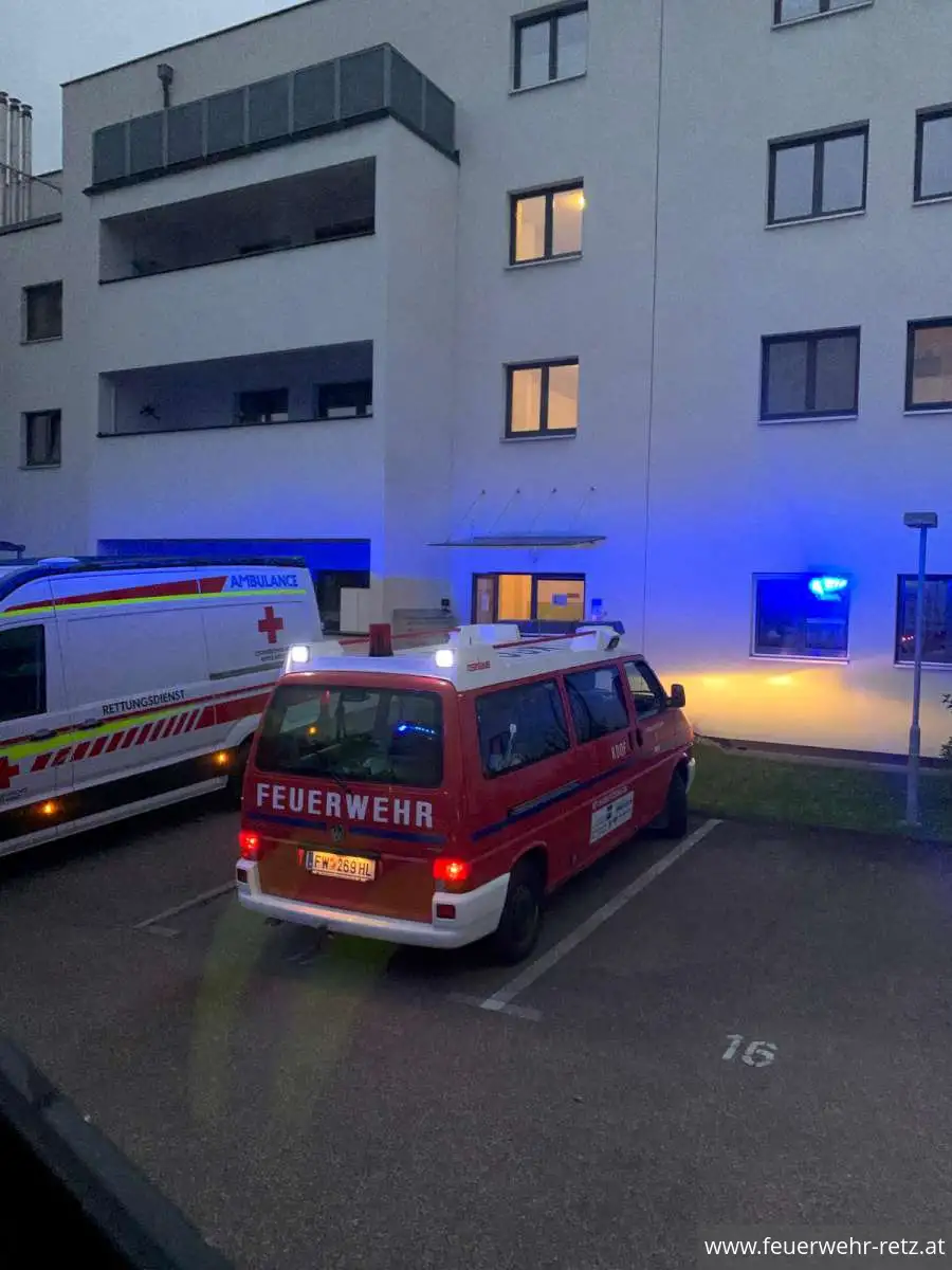 Foto 2, 08.10.2024, Technischer Einsatz - Türöffnung