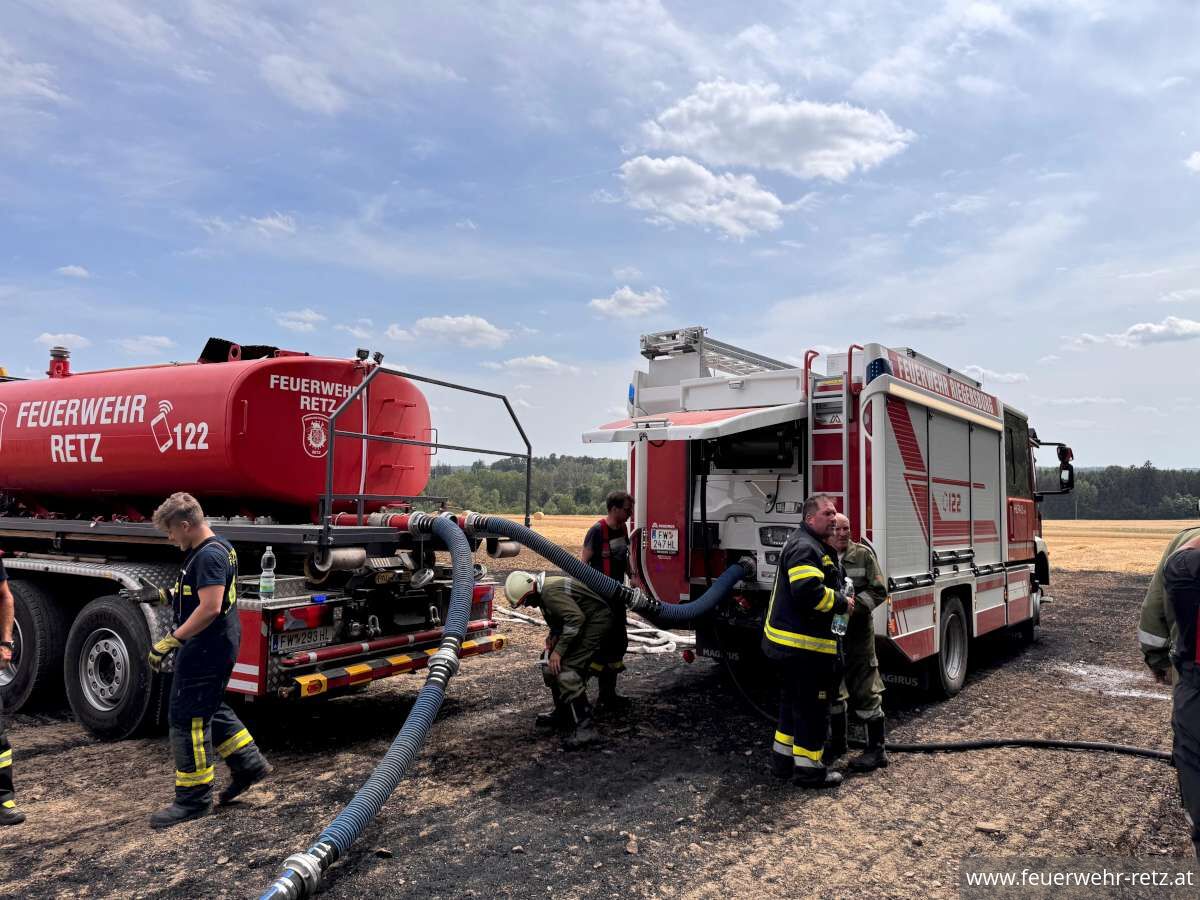 Foto 4, 15.07.2026, Brandeinsatz - Feldbrand in Riegersburg rasch unter Kontrolle gebracht Foto 4, 15.07.2026, Brandeinsatz - Feldbrand in Riegersburg rasch unter Kontrolle gebracht
