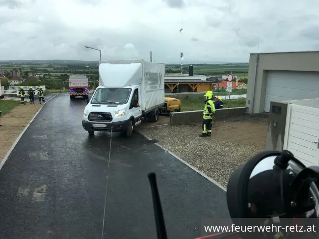 Foto 6, 06.06.2020, Technischer Einsatz - Fahrzeugbergung 