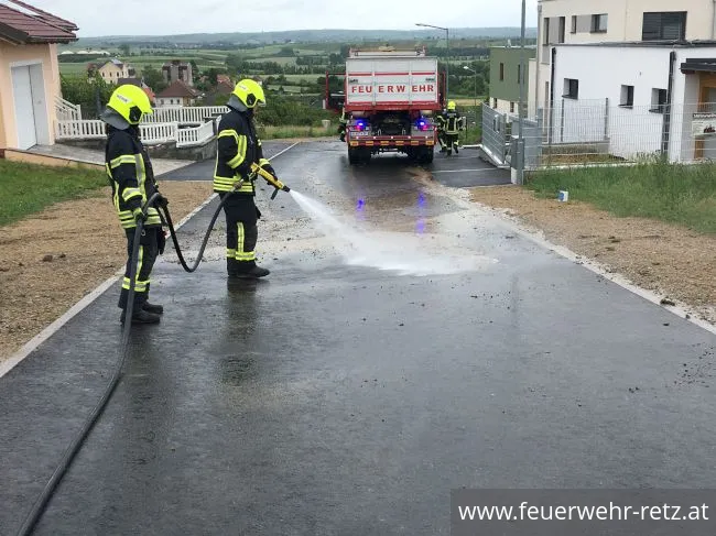Foto 7, 06.06.2020, Technischer Einsatz - Fahrzeugbergung 