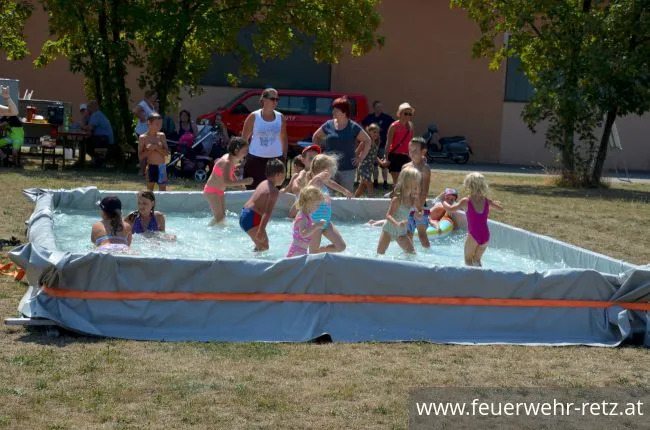 Foto 1, 07.08.2018, Hitzerekord beim Ferienspiel der Freiwilligen Feuerwehr Retz Foto 1, 07.08.2018, Hitzerekord beim Ferienspiel der Freiwilligen Feuerwehr Retz