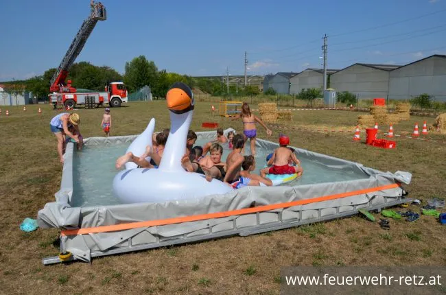 Foto 16, 07.08.2018, Hitzerekord beim Ferienspiel der Freiwilligen Feuerwehr Retz Foto 16, 07.08.2018, Hitzerekord beim Ferienspiel der Freiwilligen Feuerwehr Retz