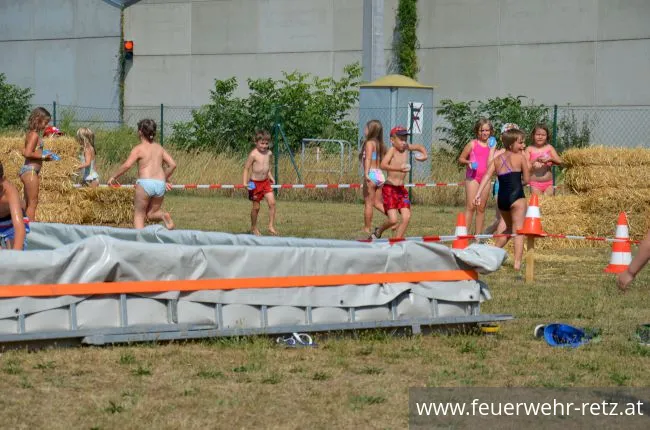 Foto 21, 07.08.2018, Hitzerekord beim Ferienspiel der Freiwilligen Feuerwehr Retz Foto 21, 07.08.2018, Hitzerekord beim Ferienspiel der Freiwilligen Feuerwehr Retz