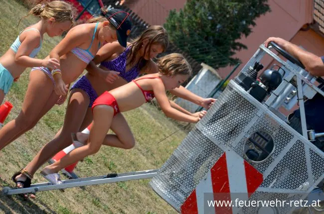Foto 22, 07.08.2018, Hitzerekord beim Ferienspiel der Freiwilligen Feuerwehr Retz Foto 22, 07.08.2018, Hitzerekord beim Ferienspiel der Freiwilligen Feuerwehr Retz