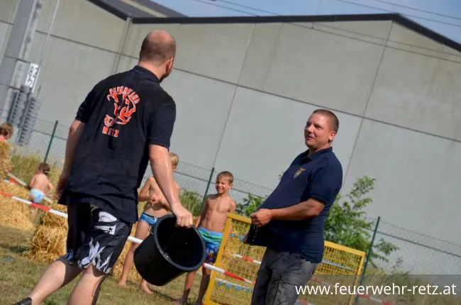 Foto 24, 07.08.2018, Hitzerekord beim Ferienspiel der Freiwilligen Feuerwehr Retz Foto 24, 07.08.2018, Hitzerekord beim Ferienspiel der Freiwilligen Feuerwehr Retz