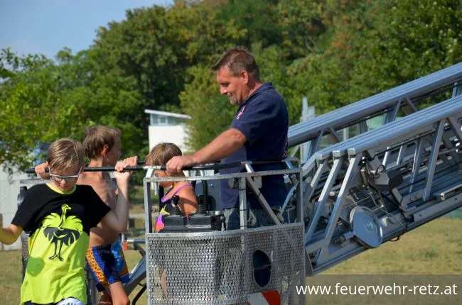 Foto 27, 07.08.2018, Hitzerekord beim Ferienspiel der Freiwilligen Feuerwehr Retz Foto 27, 07.08.2018, Hitzerekord beim Ferienspiel der Freiwilligen Feuerwehr Retz