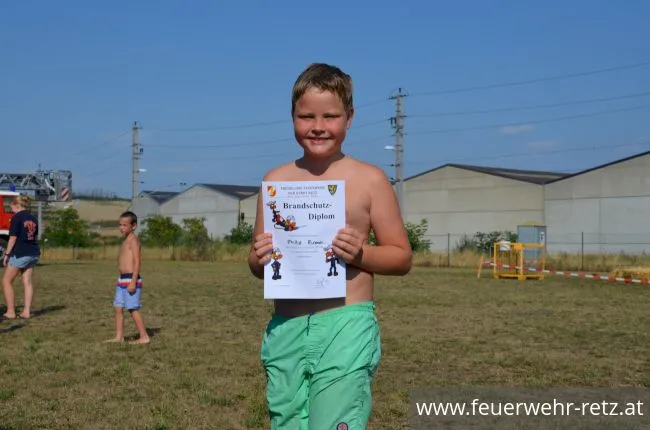 Foto 33, 07.08.2018, Hitzerekord beim Ferienspiel der Freiwilligen Feuerwehr Retz Foto 33, 07.08.2018, Hitzerekord beim Ferienspiel der Freiwilligen Feuerwehr Retz