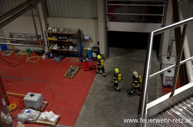 Foto 9, 28.09.2018, Gärgasunfall in Weinkellerei - Übung in Großtanklager