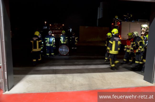 Foto 13, 28.09.2018, Gärgasunfall in Weinkellerei - Übung in Großtanklager