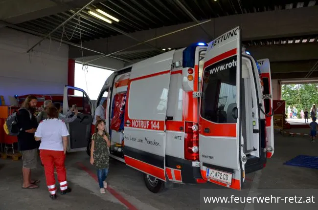Foto 7, 02.09.2019, Ferienspiel der Blaulichtorganisationen 2019 - Blaulichtnachmittag mit Feuerwehr und Rotes Kreuz Foto 7, 02.09.2019, Ferienspiel der Blaulichtorganisationen 2019 - Blaulichtnachmittag mit Feuerwehr und Rotes Kreuz