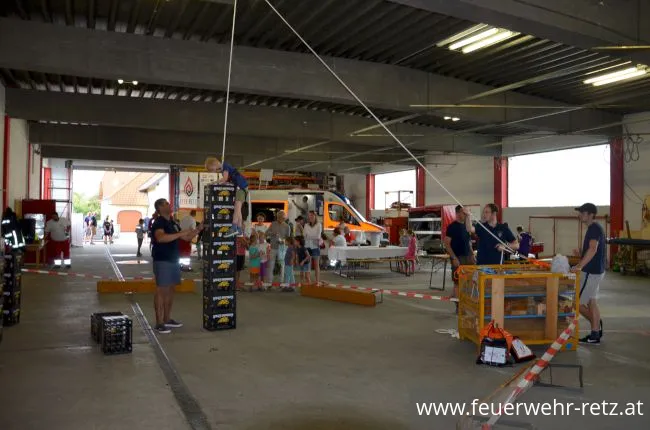 Foto 12, 02.09.2019, Ferienspiel der Blaulichtorganisationen 2019 - Blaulichtnachmittag mit Feuerwehr und Rotes Kreuz Foto 12, 02.09.2019, Ferienspiel der Blaulichtorganisationen 2019 - Blaulichtnachmittag mit Feuerwehr und Rotes Kreuz