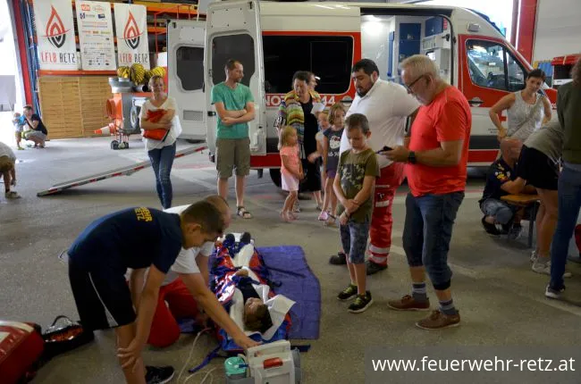 Foto 13, 02.09.2019, Ferienspiel der Blaulichtorganisationen 2019 - Blaulichtnachmittag mit Feuerwehr und Rotes Kreuz Foto 13, 02.09.2019, Ferienspiel der Blaulichtorganisationen 2019 - Blaulichtnachmittag mit Feuerwehr und Rotes Kreuz