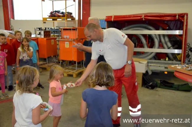 Foto 20, 02.09.2019, Ferienspiel der Blaulichtorganisationen 2019 - Blaulichtnachmittag mit Feuerwehr und Rotes Kreuz Foto 20, 02.09.2019, Ferienspiel der Blaulichtorganisationen 2019 - Blaulichtnachmittag mit Feuerwehr und Rotes Kreuz