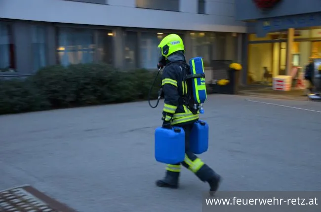 Foto 4, 07.11.2019, Leistungstest für Atemschutzträger (Finnentest) erfolgreich durchgeführt