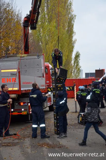 Foto 14, 22.11.2019, Grenzüberschreitendes Jugendfeuerwehrtreffen in Retz Foto 14, 22.11.2019, Grenzüberschreitendes Jugendfeuerwehrtreffen in Retz