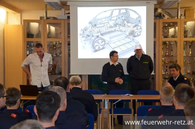 Foto 1, 29.02.2020, Winterschulung im Feuerwehrhaus Retz - Alternative Antriebe - Interessanter Vortrag Foto 1, 29.02.2020, Winterschulung im Feuerwehrhaus Retz - Alternative Antriebe - Interessanter Vortrag