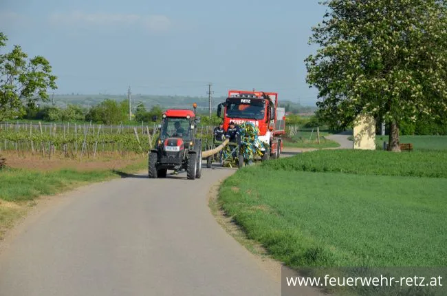 Foto 1, 07.05.2018, Maibaum aufstellen Foto 1, 07.05.2018, Maibaum aufstellen