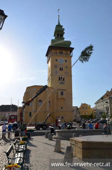Foto 5, 07.05.2018, Maibaum aufstellen Foto 5, 07.05.2018, Maibaum aufstellen
